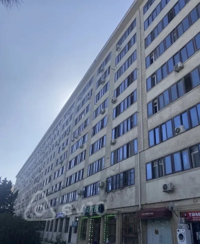 Satılır 2 otaqlı köhnə tikili 45 m²