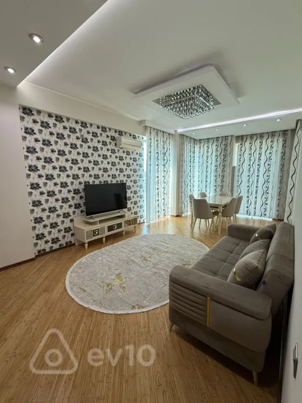 Kirayə verilir 3 otaqlı yeni tikili 115 m²