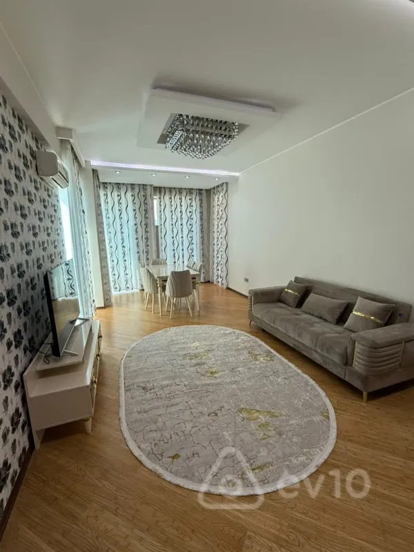 Kirayə verilir 3 otaqlı yeni tikili 115 m²