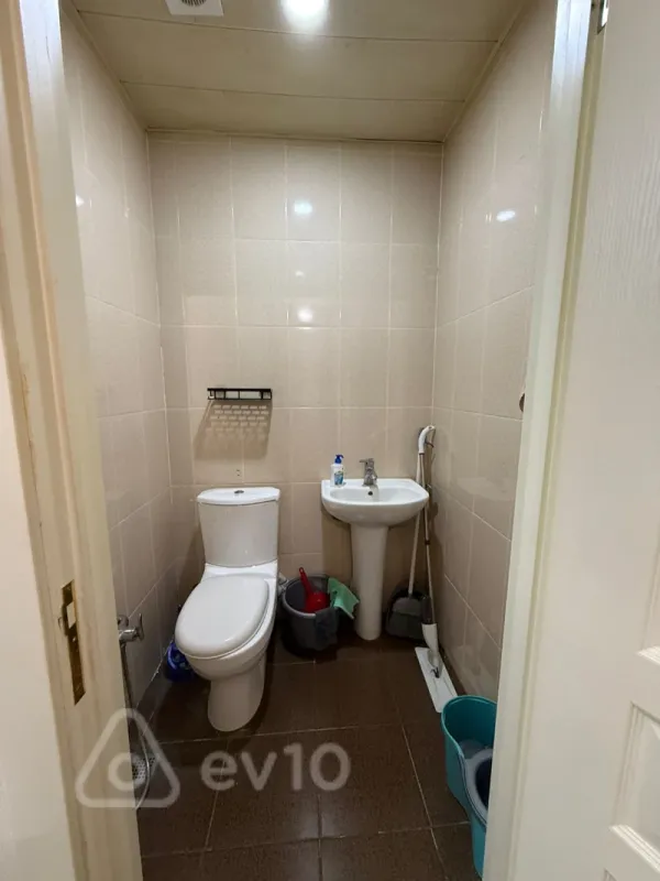 Kirayə verilir 3 otaqlı yeni tikili 85 m²