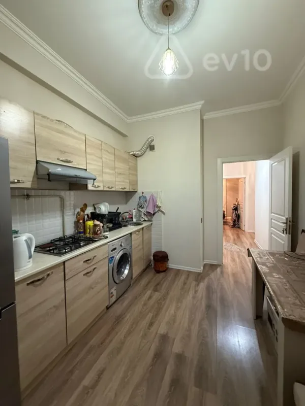 Kirayə verilir 3 otaqlı yeni tikili 85 m²