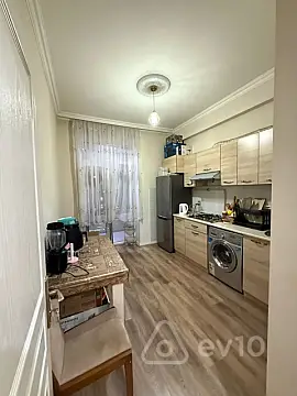 Kirayə verilir 3 otaqlı yeni tikili 85 m²