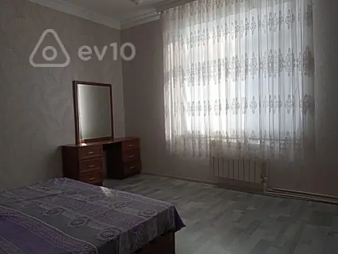 Kirayə verilir 3 otaqlı yeni tikili 100 m²