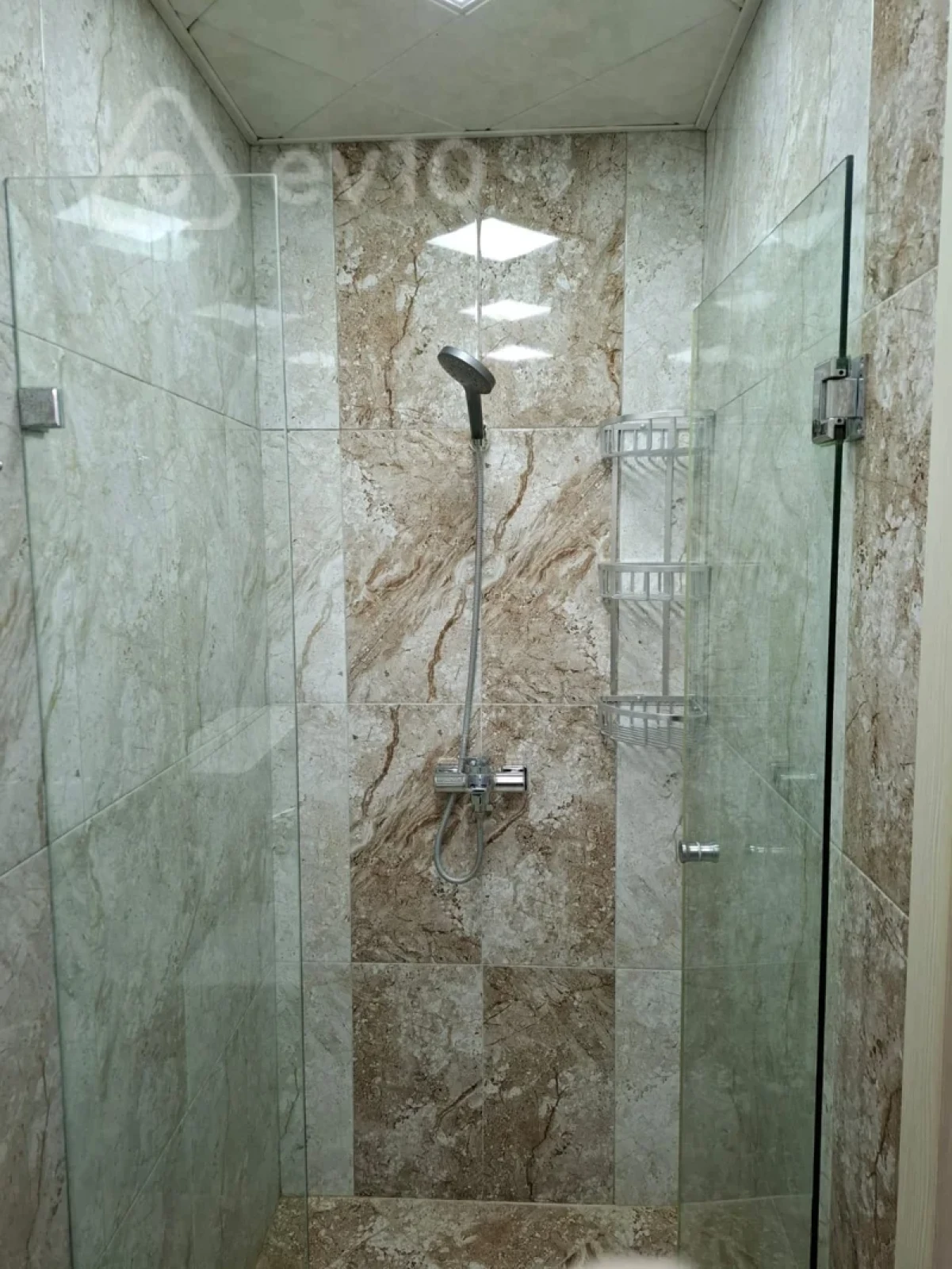 Kirayə verilir 2 otaqlı yeni tikili 65 m²