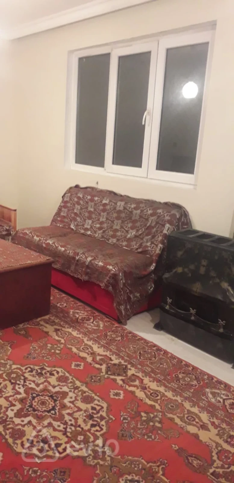 Kirayə verilir 2 otaqlı köhnə tikili 55 m²