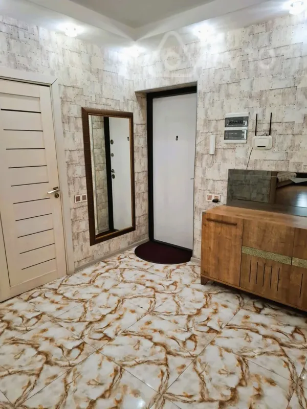 Kirayə verilir 2 otaqlı yeni tikili 45 m²