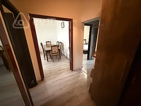 Kirayə verilir 3 otaqlı köhnə tikili 80 m²