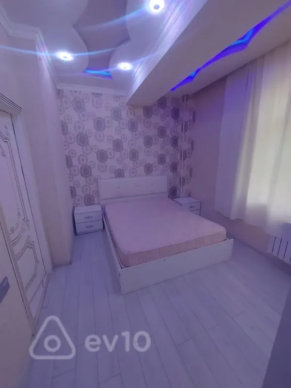 Kirayə verilir 3 otaqlı yeni tikili 42 m²