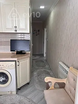 Satılır 3 otaqlı köhnə tikili 80 m²