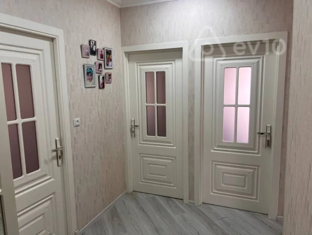 Satılır 3 otaqlı köhnə tikili 80 m²