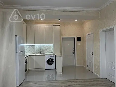 Kirayə verilir 3 otaqlı yeni tikili 100 m²
