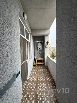 Kirayə verilir 3 otaqlı yeni tikili 45 m²