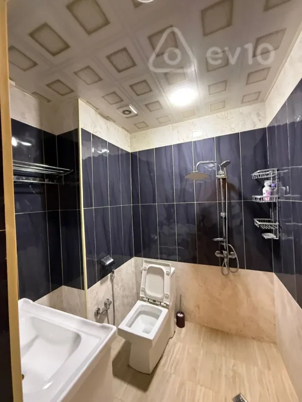 Kirayə verilir 3 otaqlı yeni tikili 45 m²