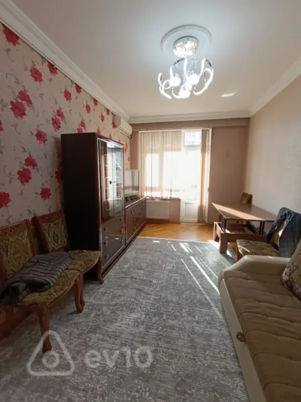 Kirayə verilir 2 otaqlı yeni tikili 70 m²