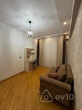 Kirayə verilir 3 otaqlı yeni tikili 120 m²