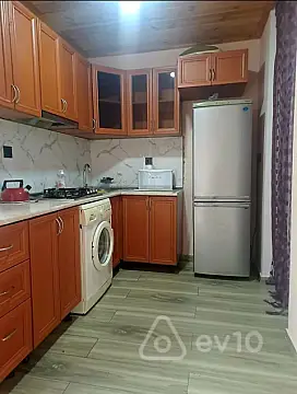 Kirayə verilir 3 otaqlı həyət evi 80 m²