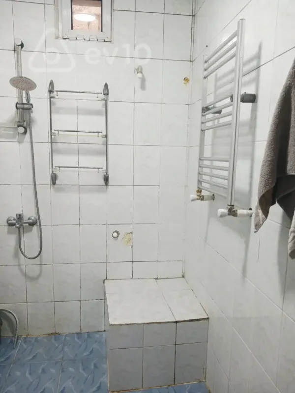 Kirayə verilir 3 otaqlı həyət evi 80 m²