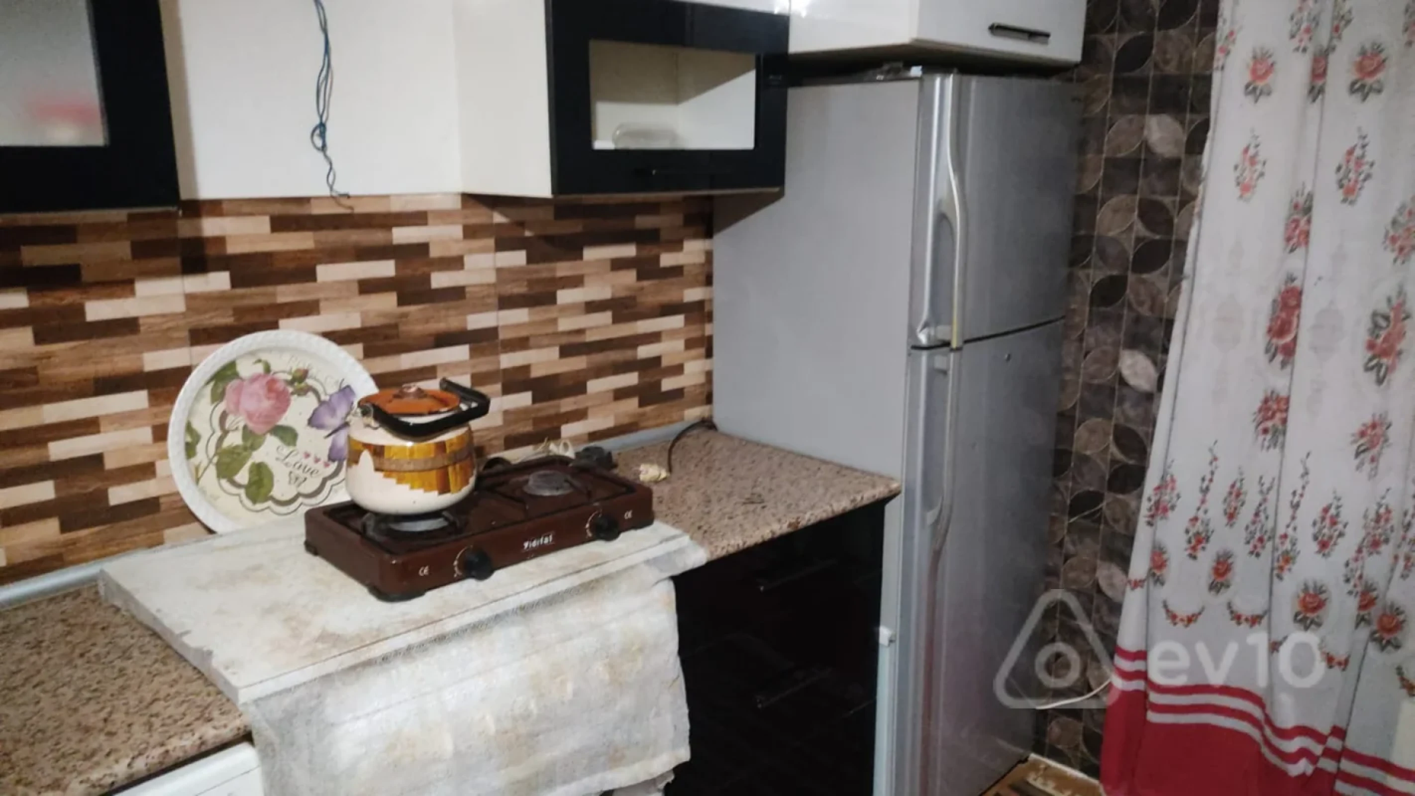 Kirayə verilir 1 otaqlı yeni tikili 5 m²