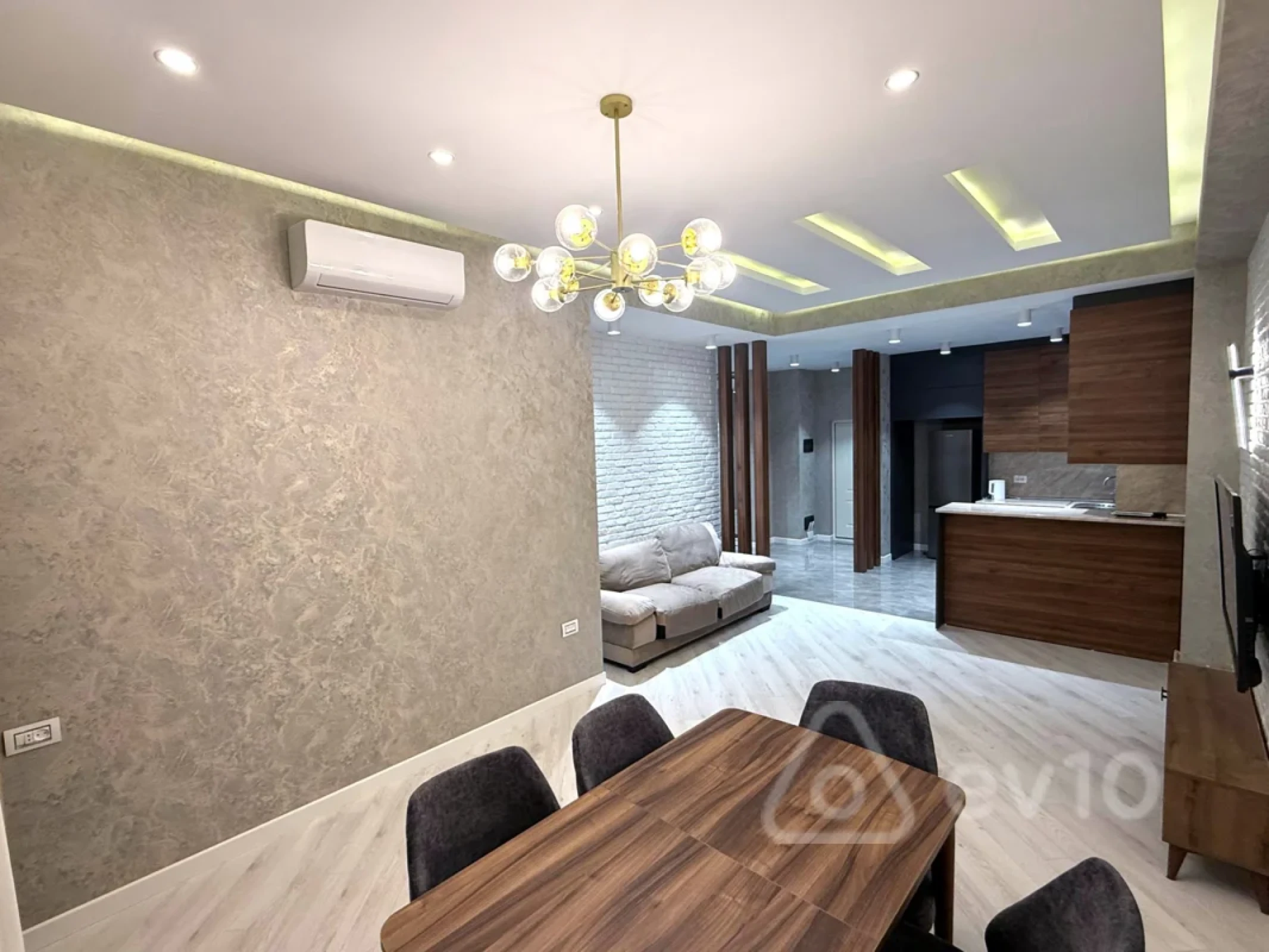 Kirayə verilir 2 otaqlı yeni tikili 100 m²