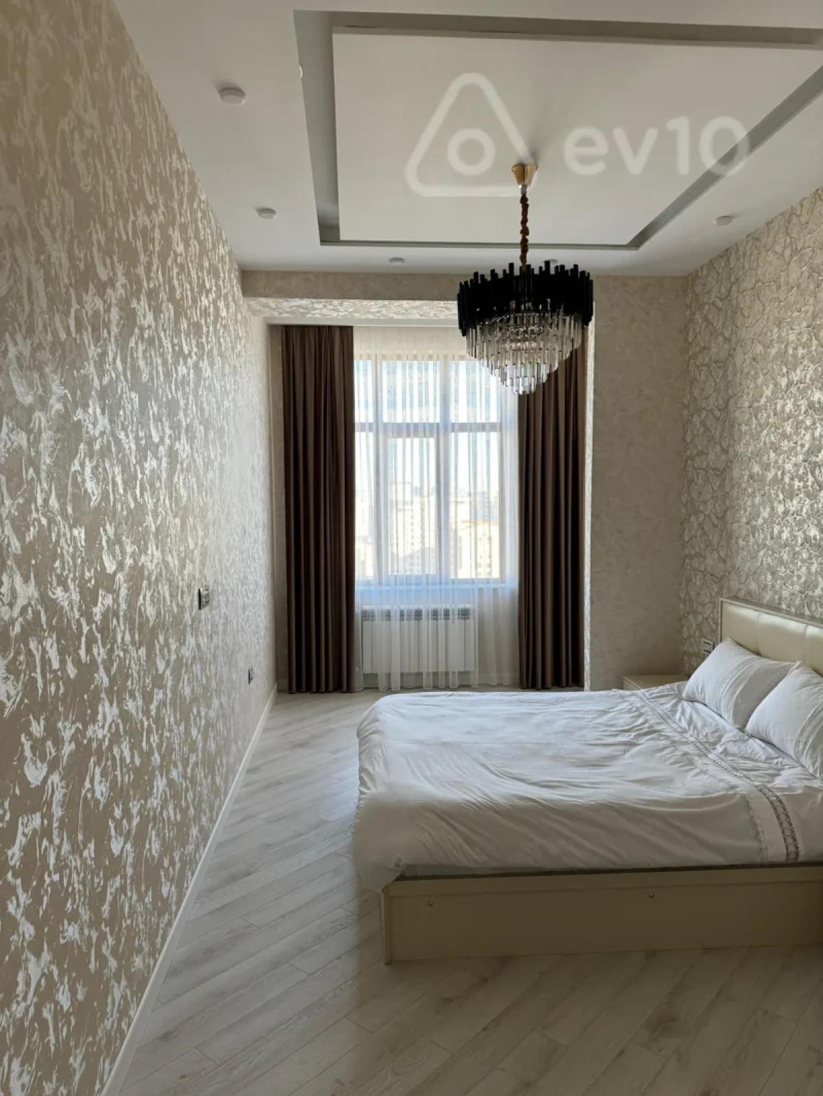 Kirayə verilir 2 otaqlı yeni tikili 100 m²