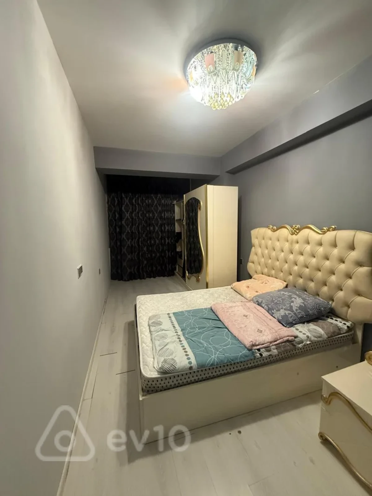 Kirayə verilir 2 otaqlı yeni tikili 50 m²