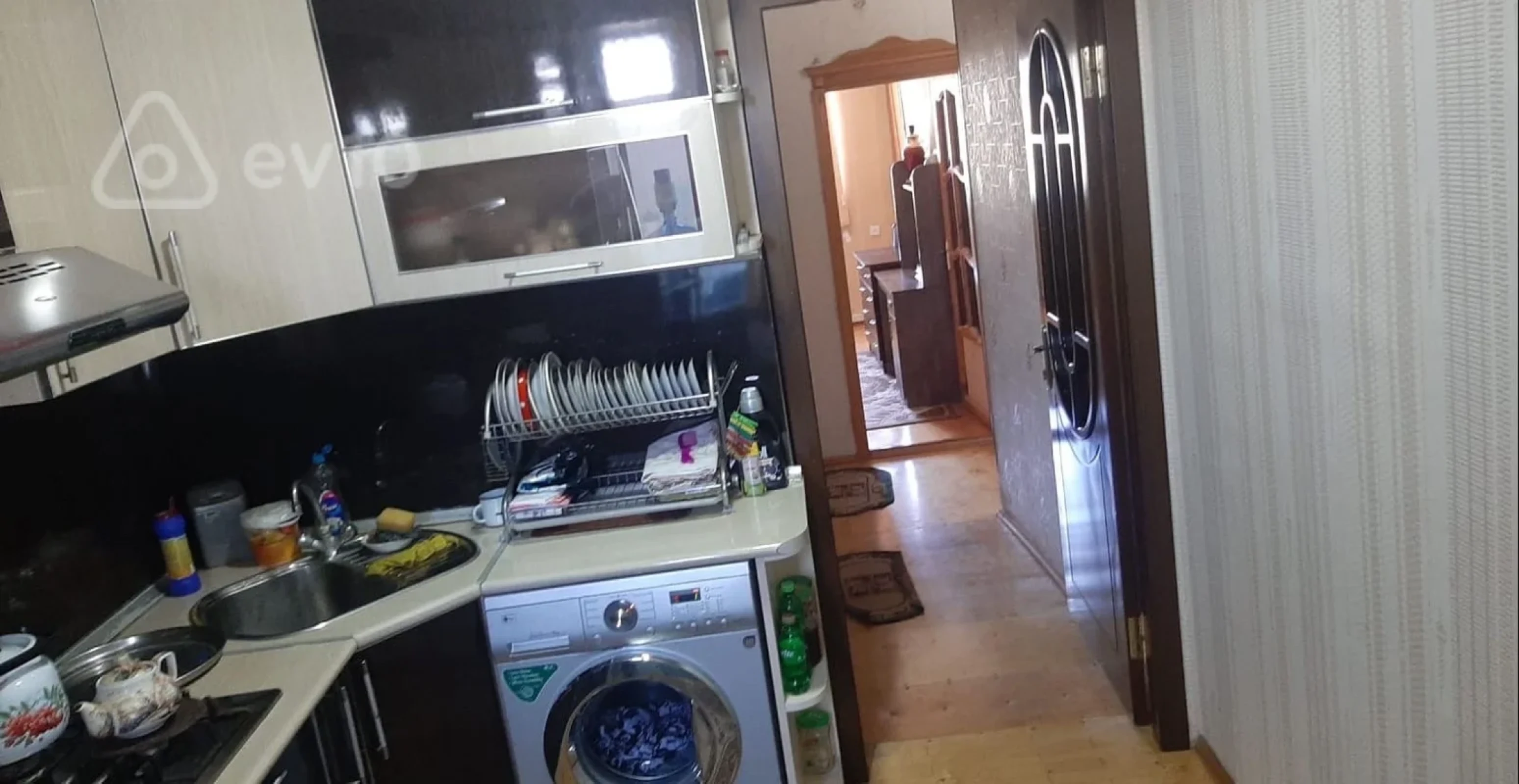 Kirayə verilir 2 otaqlı köhnə tikili 90 m²