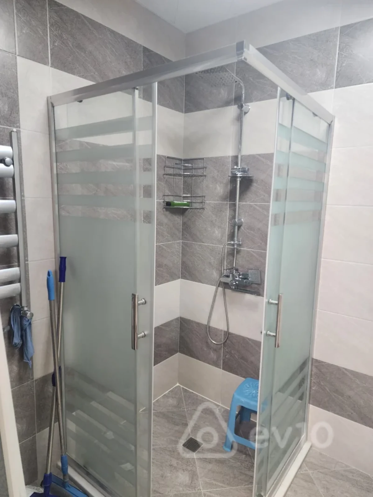 Kirayə verilir 2 otaqlı yeni tikili 70 m²