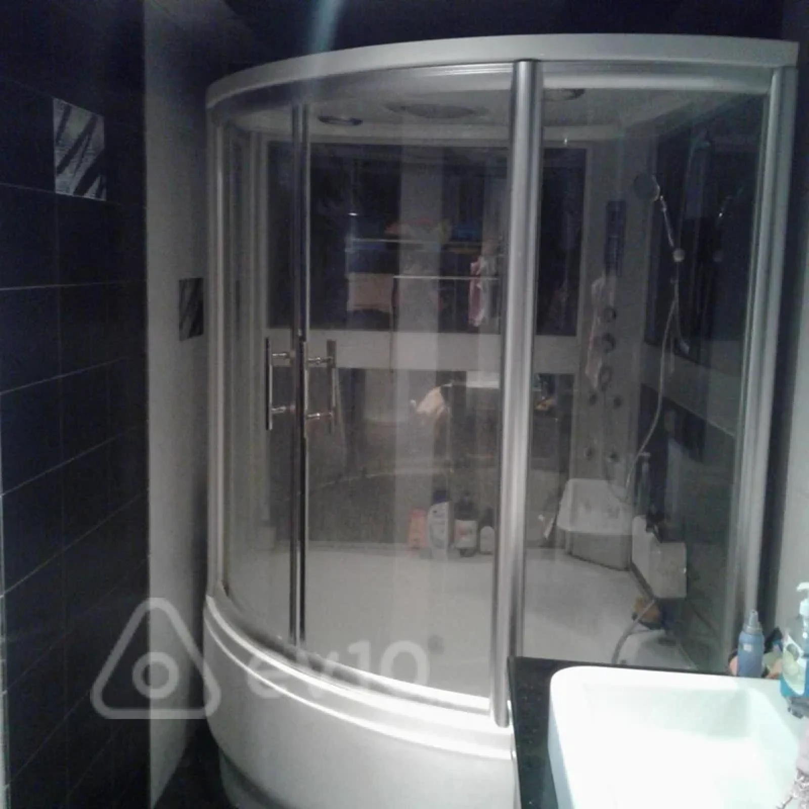 Kirayə verilir 3 otaqlı yeni tikili 120 m²