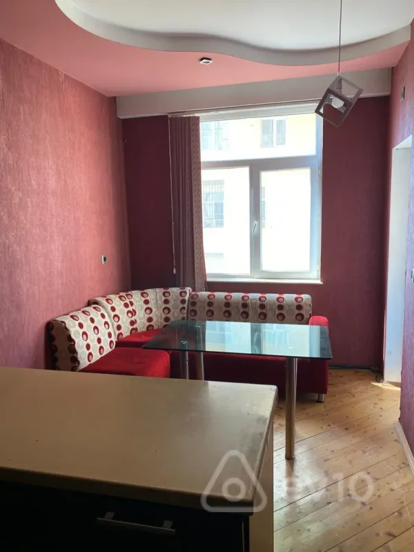 Kirayə verilir 3 otaqlı yeni tikili 120 m²