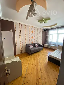 Kirayə verilir 3 otaqlı yeni tikili 120 m²