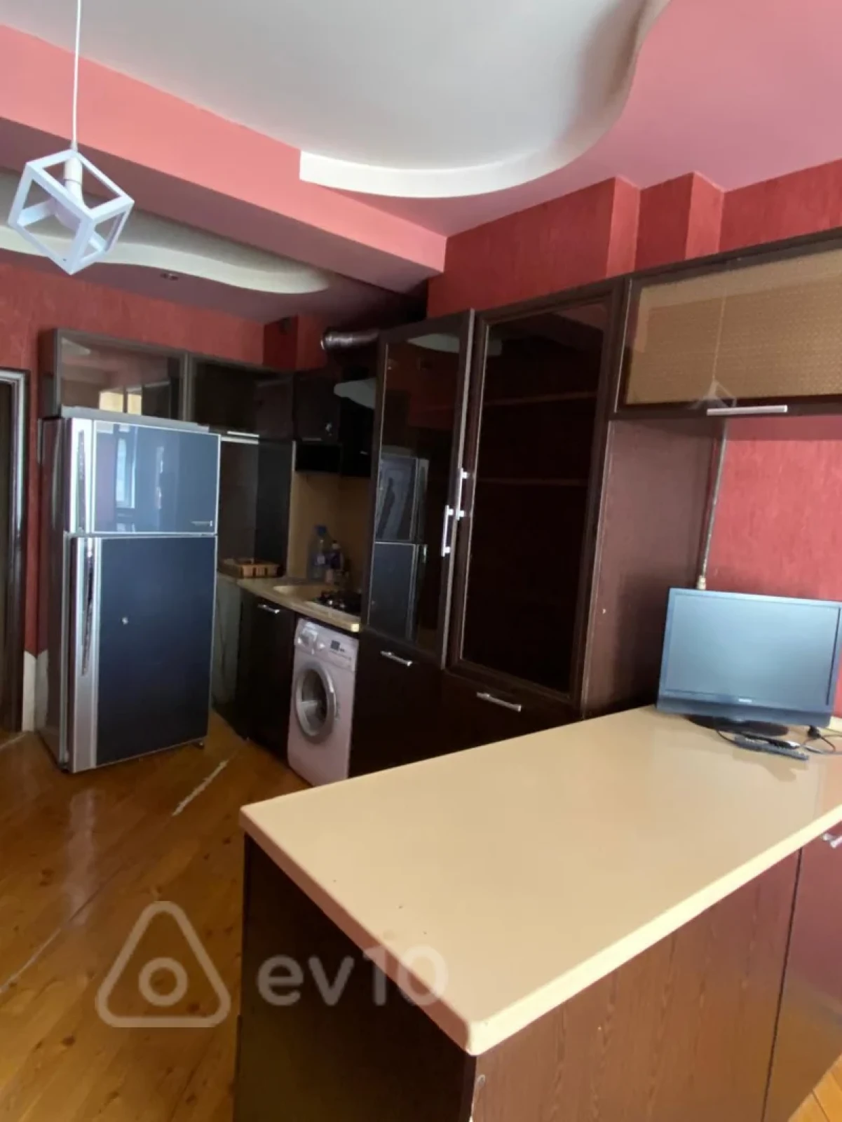 Kirayə verilir 3 otaqlı yeni tikili 120 m²