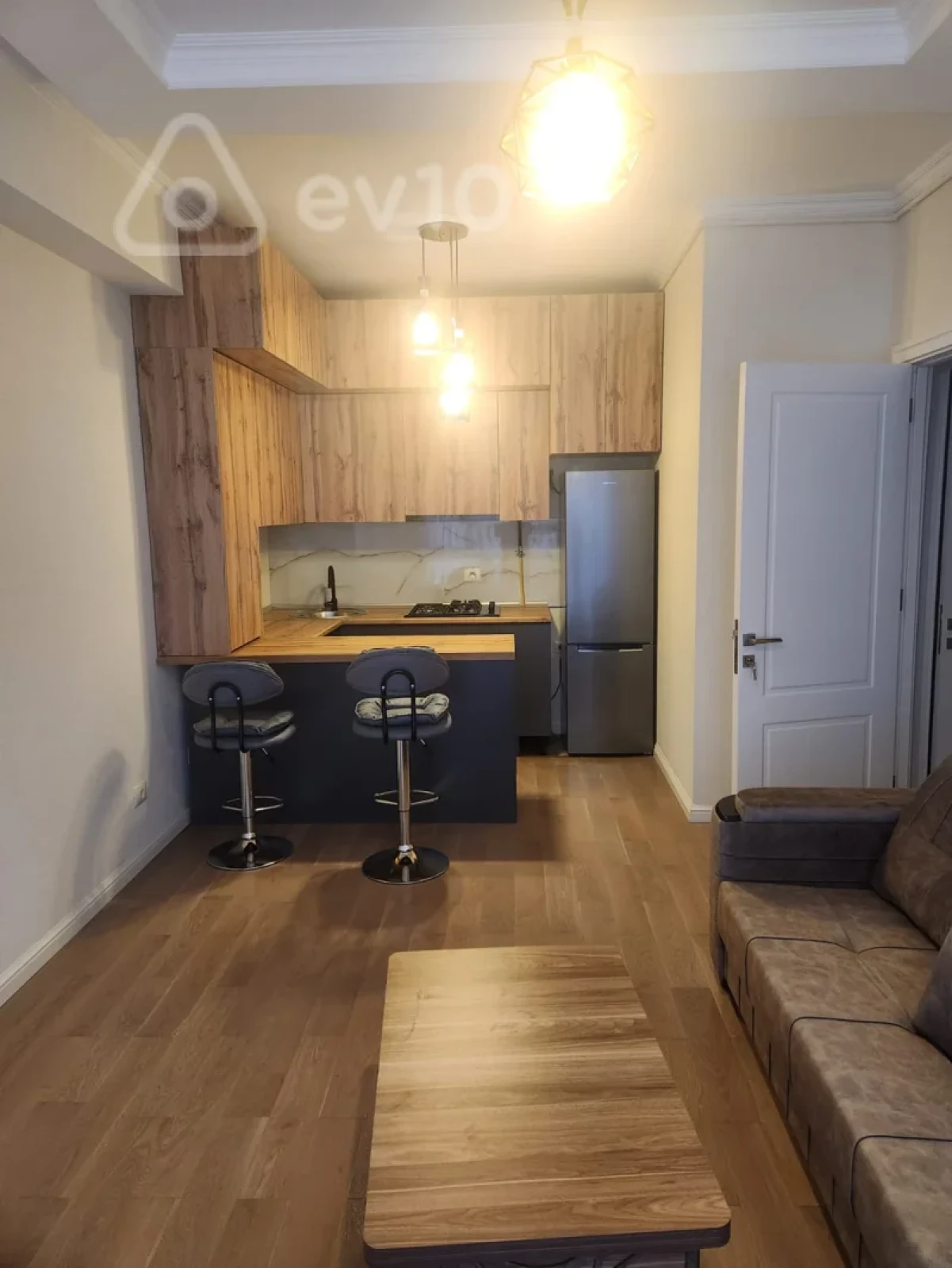 Kirayə verilir 2 otaqlı yeni tikili 45 m²