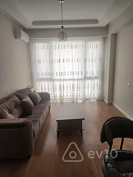 Kirayə verilir 2 otaqlı yeni tikili 45 m²