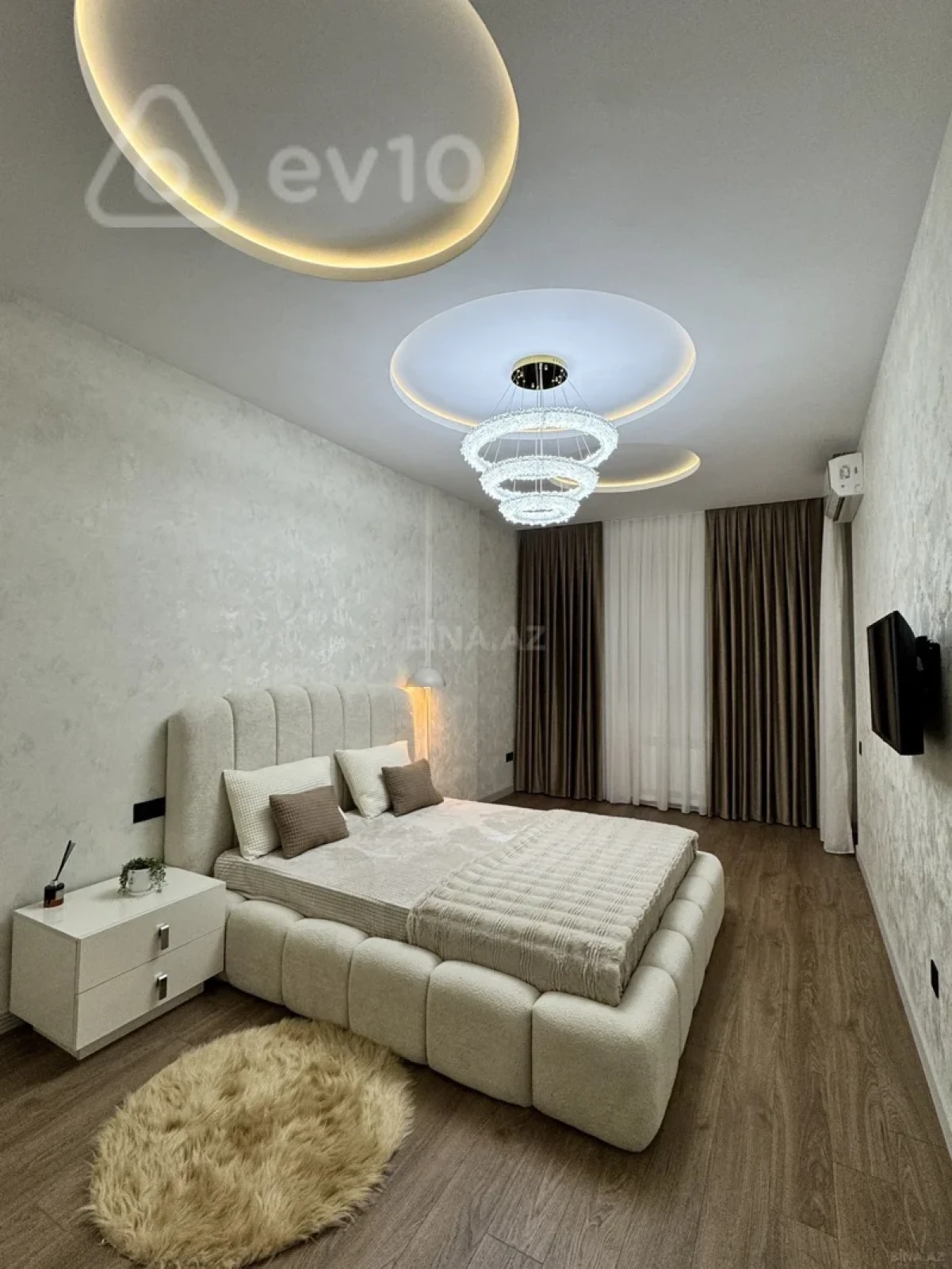 Kirayə verilir 2 otaqlı yeni tikili 85 m²
