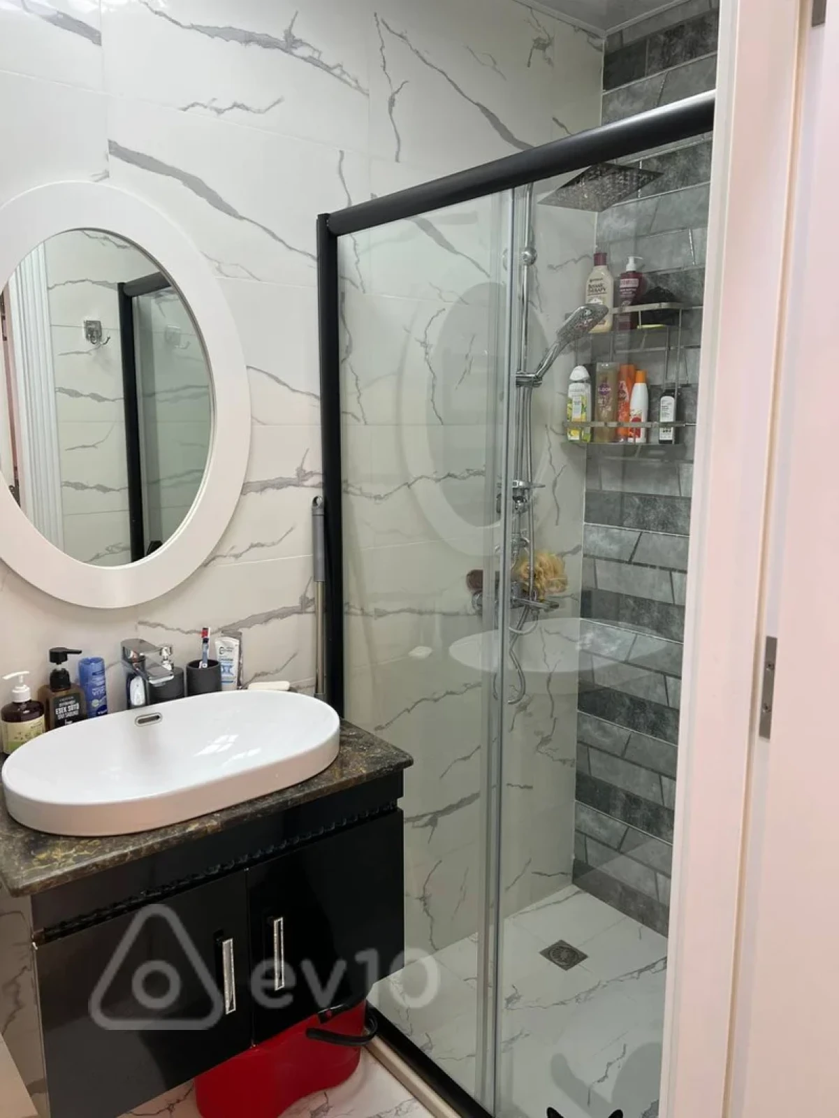 Kirayə verilir 3 otaqlı yeni tikili 80 m²