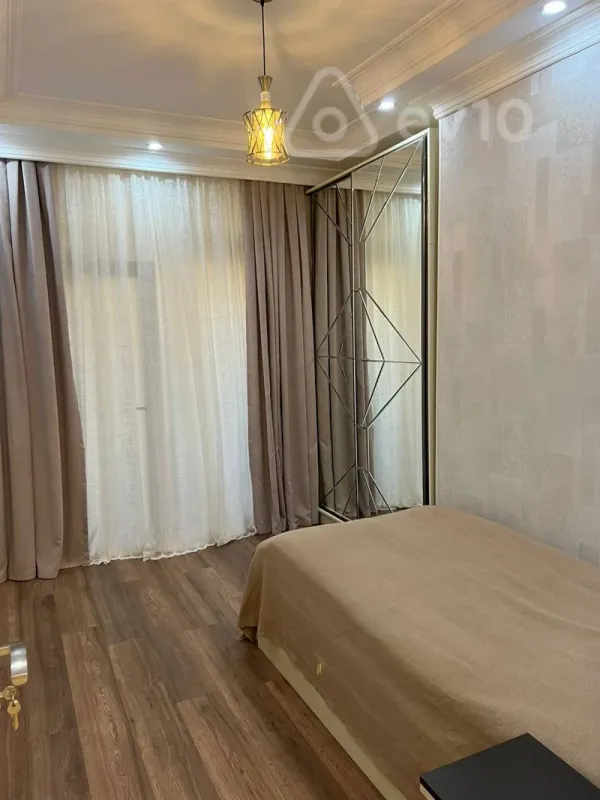 Kirayə verilir 3 otaqlı yeni tikili 80 m²