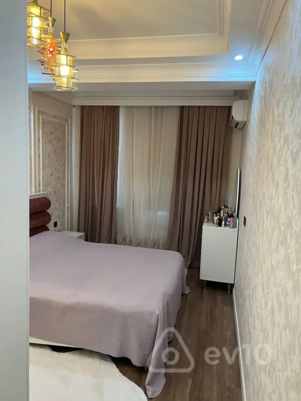 Kirayə verilir 3 otaqlı yeni tikili 80 m²