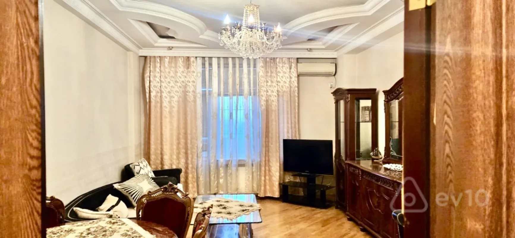 Kirayə verilir 3 otaqlı yeni tikili 130 m²