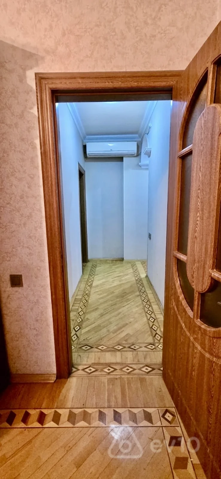Kirayə verilir 3 otaqlı yeni tikili 130 m²