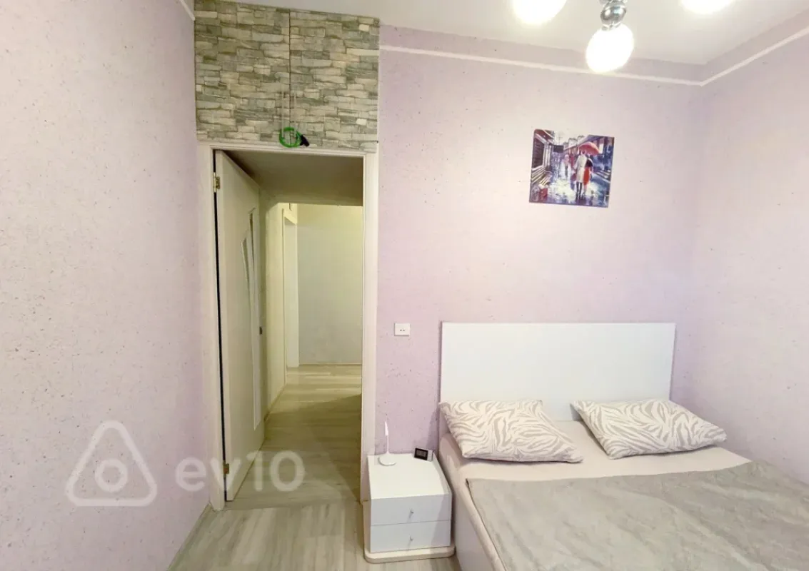 Satılır 2 otaqlı köhnə tikili 50 m²