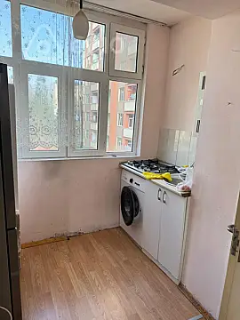 Kirayə verilir 2 otaqlı köhnə tikili 45 m²