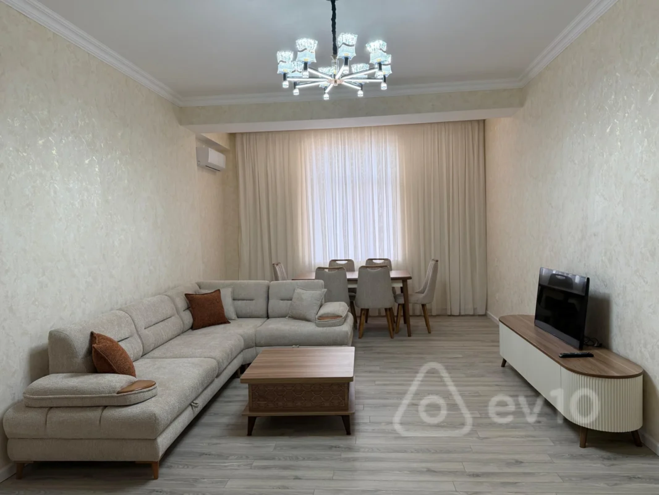 Kirayə verilir 2 otaqlı yeni tikili 105 m²