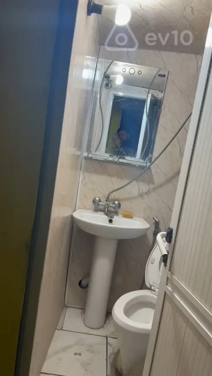 Kirayə verilir 2 otaqlı həyət evi 39 m²