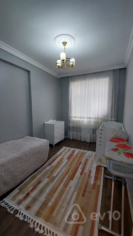 Satılır 3 otaqlı yeni tikili 93 m²