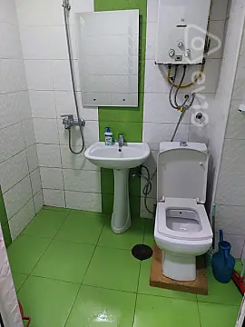 Kirayə verilir 2 otaqlı köhnə tikili 15 m²