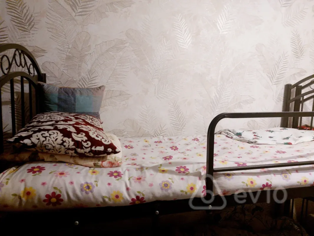 Kirayə verilir 2 otaqlı köhnə tikili 15 m²