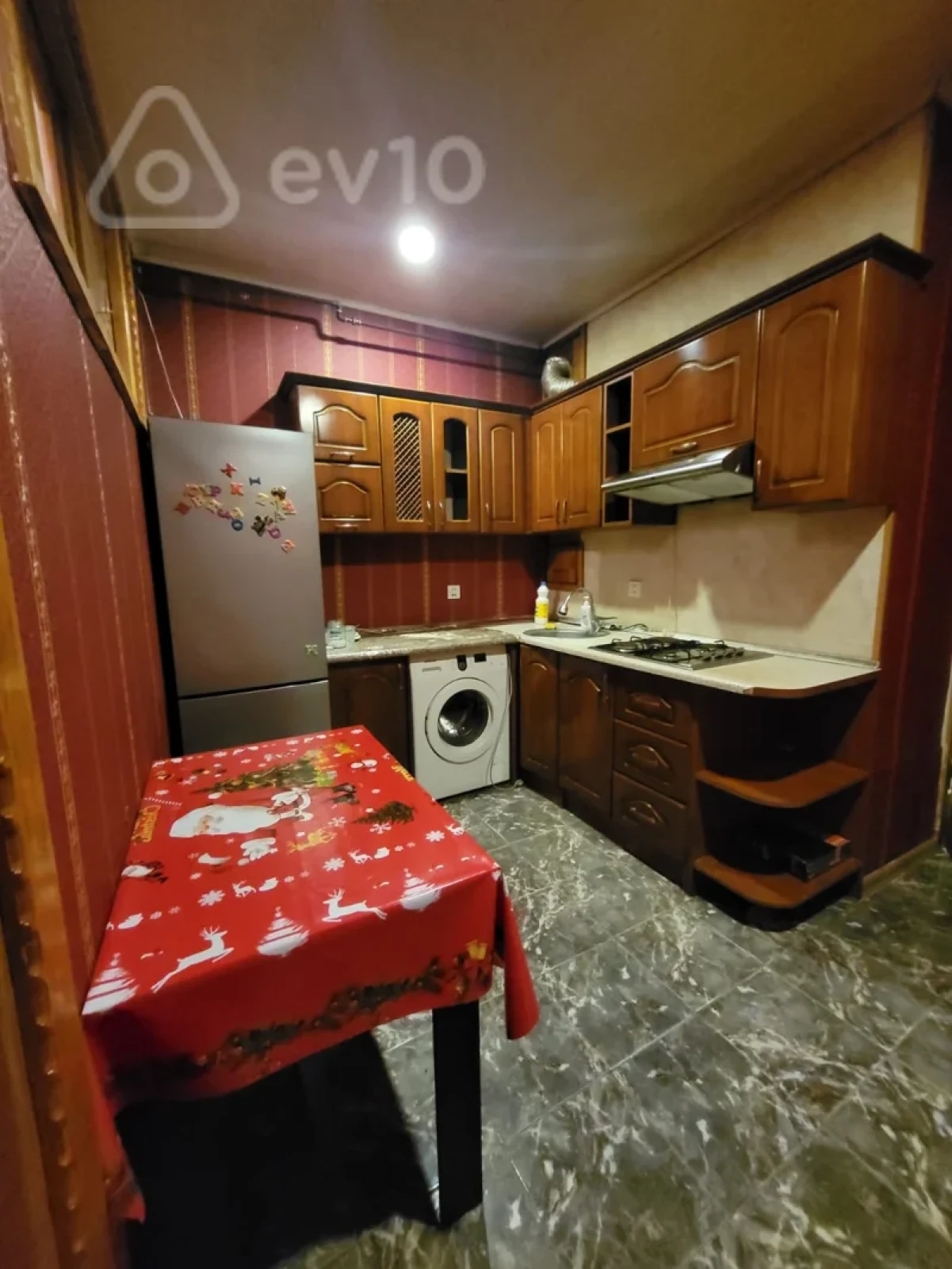 Kirayə verilir 2 otaqlı yeni tikili 58 m²