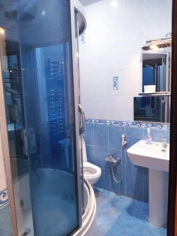 Kirayə verilir 2 otaqlı yeni tikili 100 m²