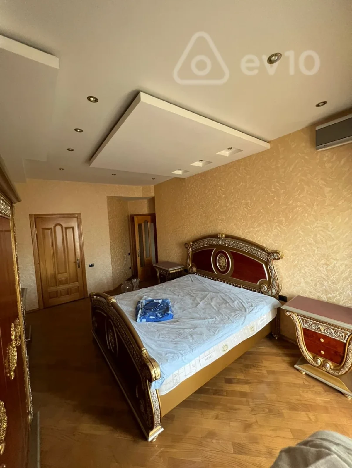 Satılır 3 otaqlı yeni tikili 145 m²