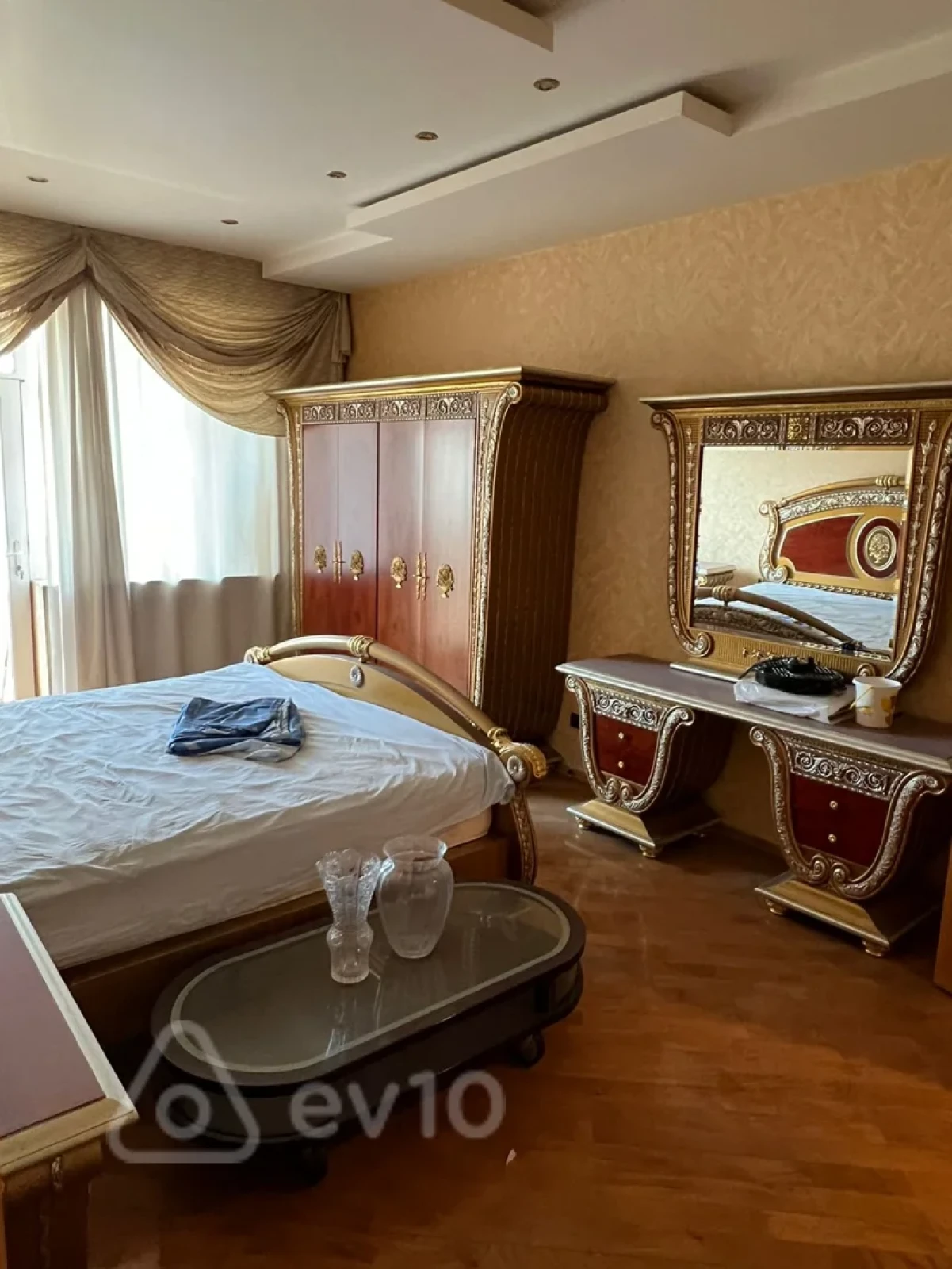 Satılır 3 otaqlı yeni tikili 145 m²